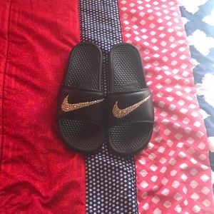 Nike slides